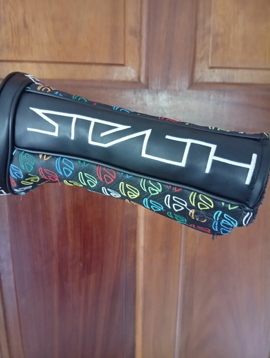 TaylorMade NEW Stealth 9.0 Degree Driver Reg Flex - Image 2