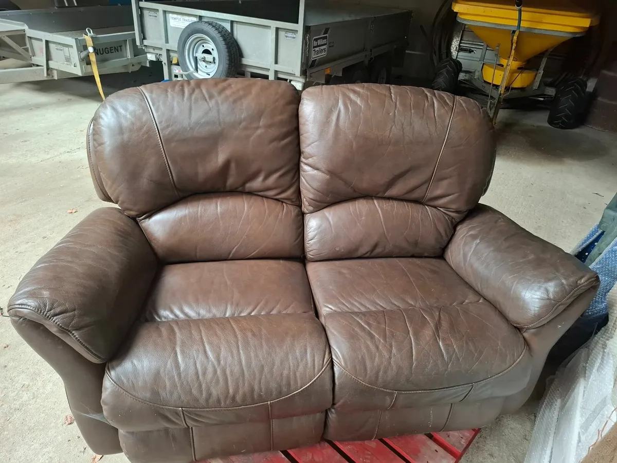 3 and 2 recliner sofa - Image 2