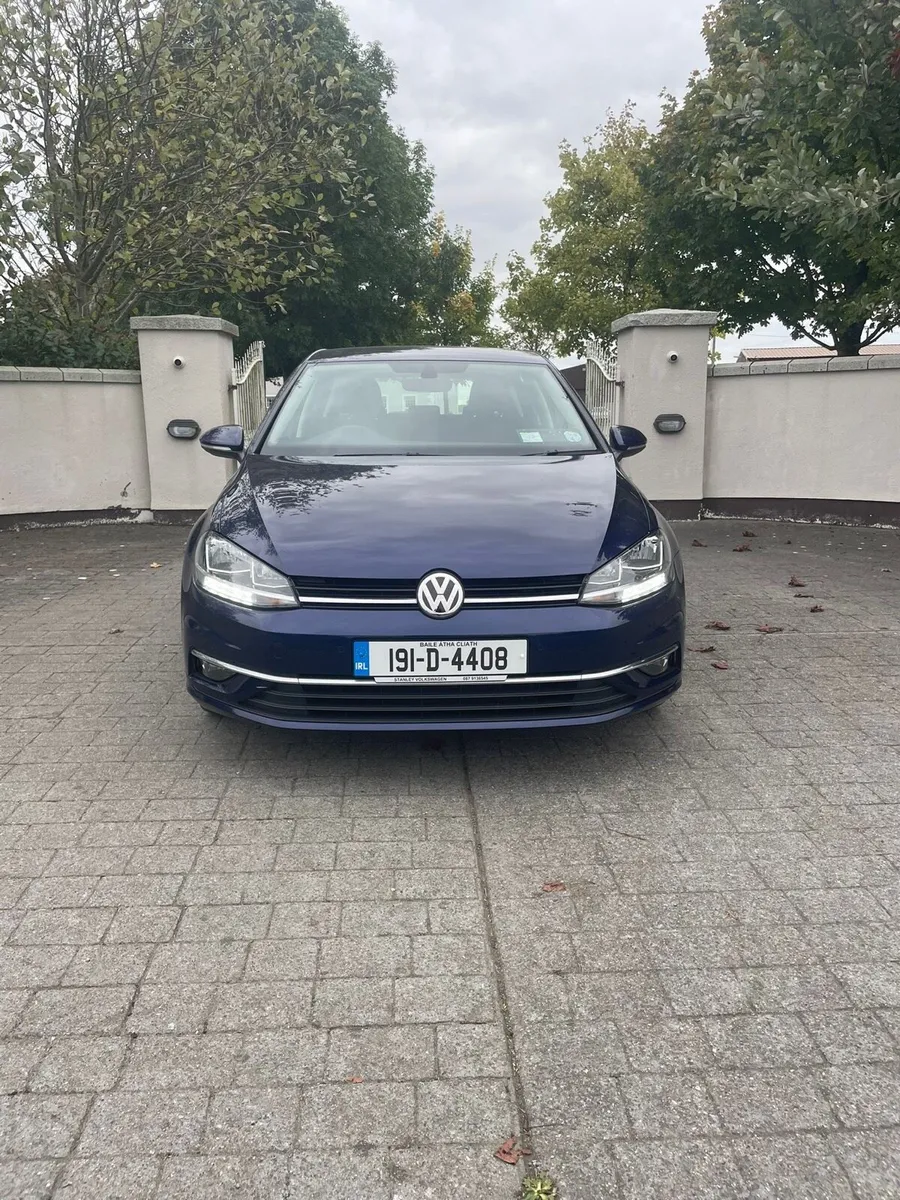 191 Volkswagen Golf 1.6L Tdi Comfort line - Image 1