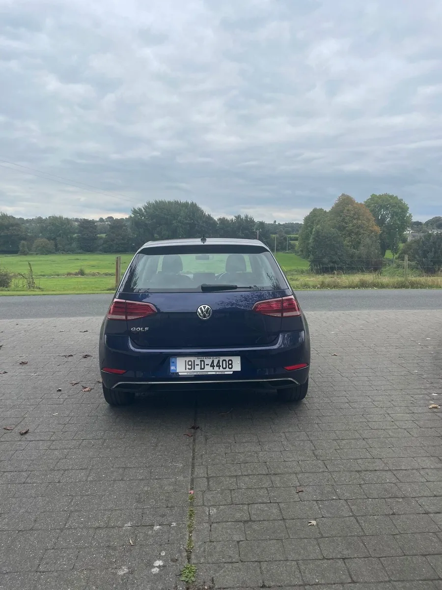 191 Volkswagen Golf 1.6L Tdi Comfort line - Image 4
