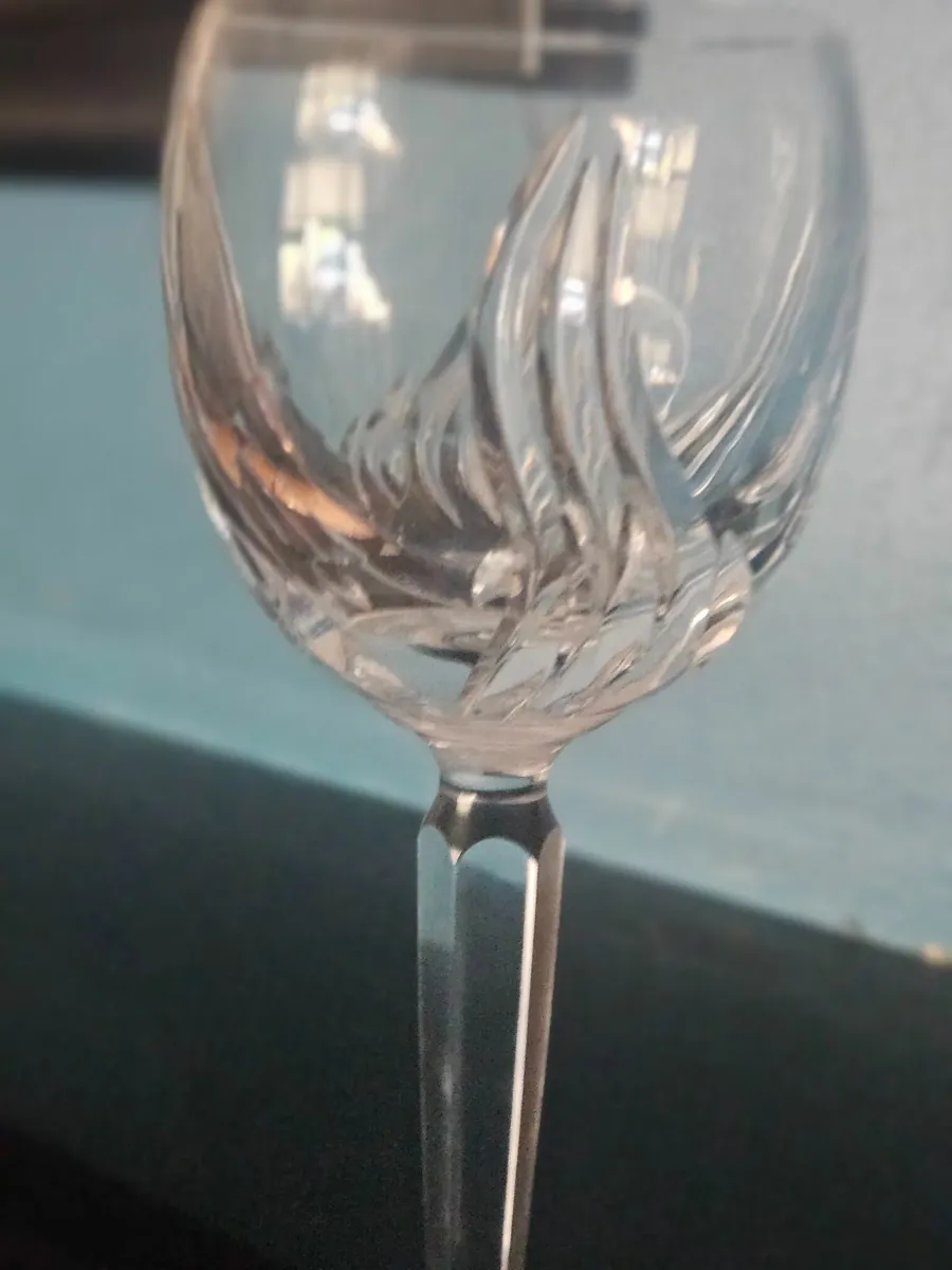 Dingle Crystal Wine Goblets - Image 4