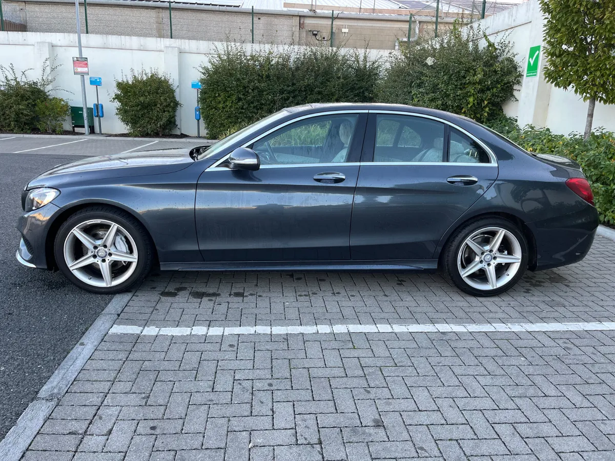 Mercedes-Benz C-Class 2015,2.0L PETROL,AMG PREMIUM - Image 4