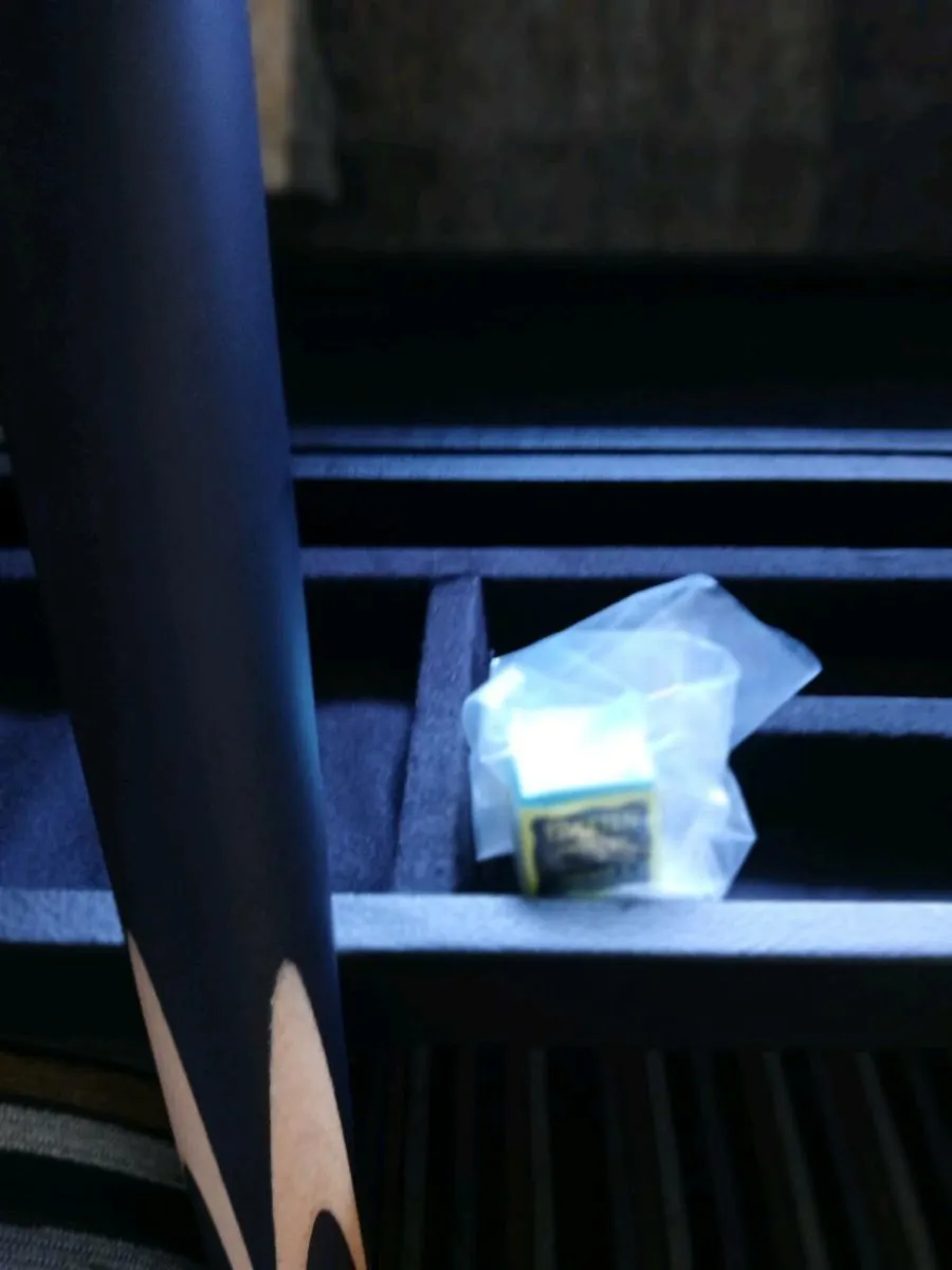 BRAND NEW Snooker Case and 3 piece cue - Image 3