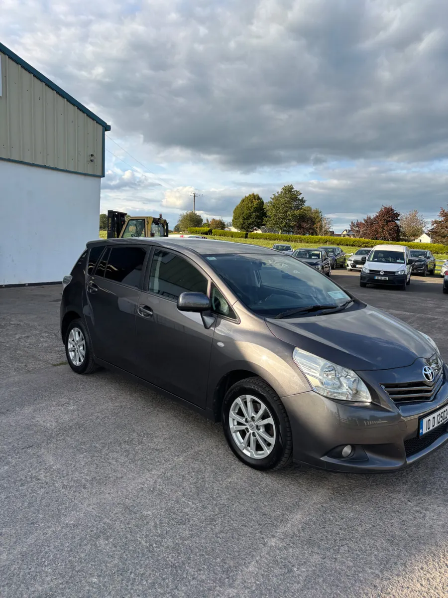 Toyota Verso 2010 - Image 3