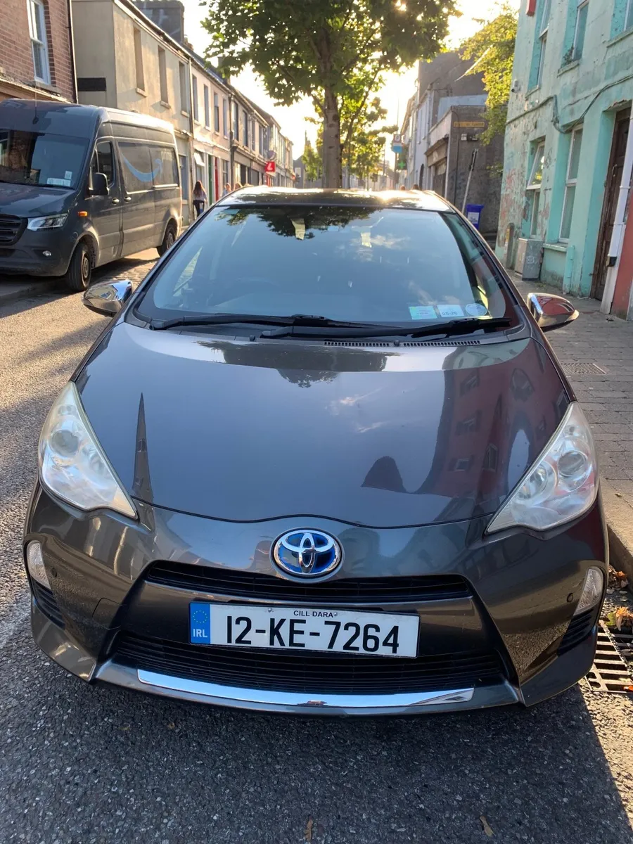 Toyota Aqua Hybrid 2012 (Top Specs) - Image 1