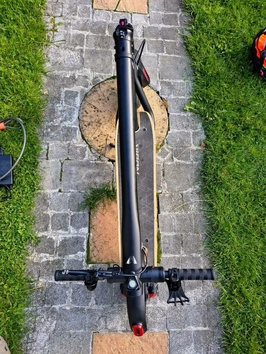 Electric scooter Viron XI 700 - Image 3