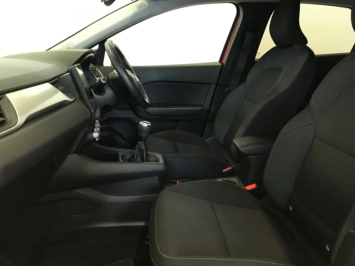 Renault Captur 2021 - Image 3