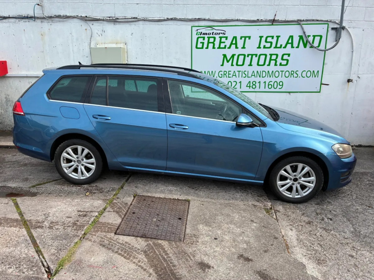 Volkswagen Golf 1.2i Petrol Automatic Estate - Image 4