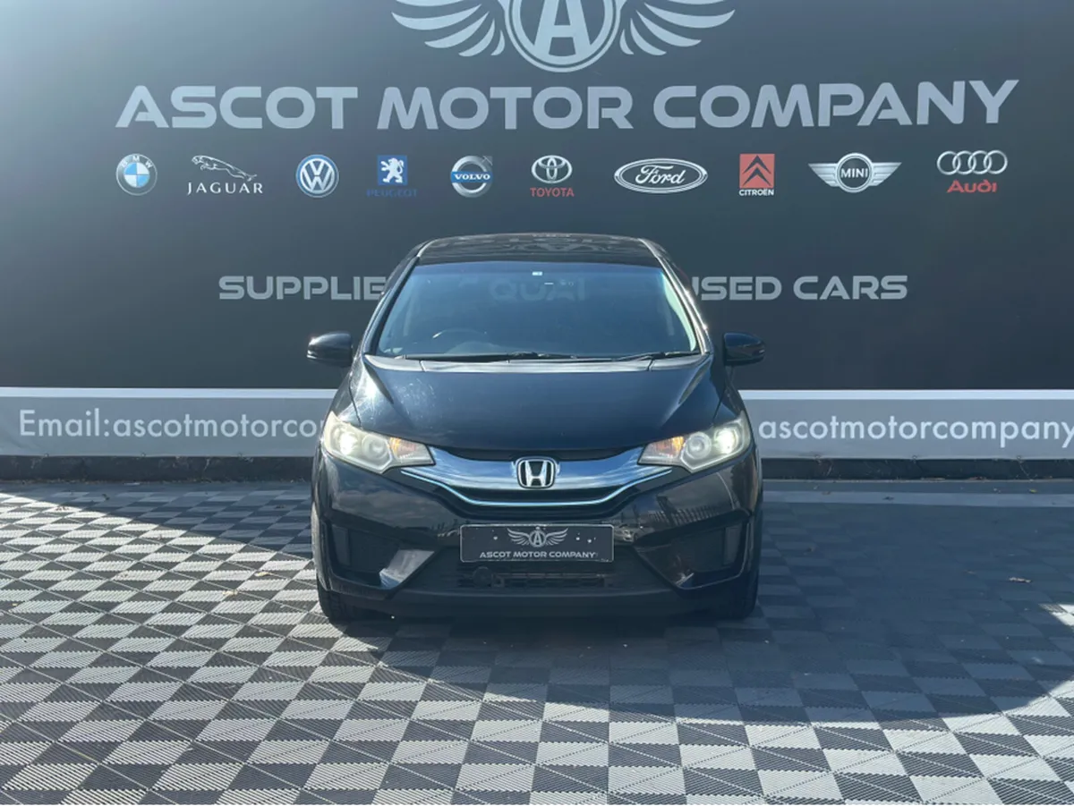 Honda Fit Automatic - Image 2