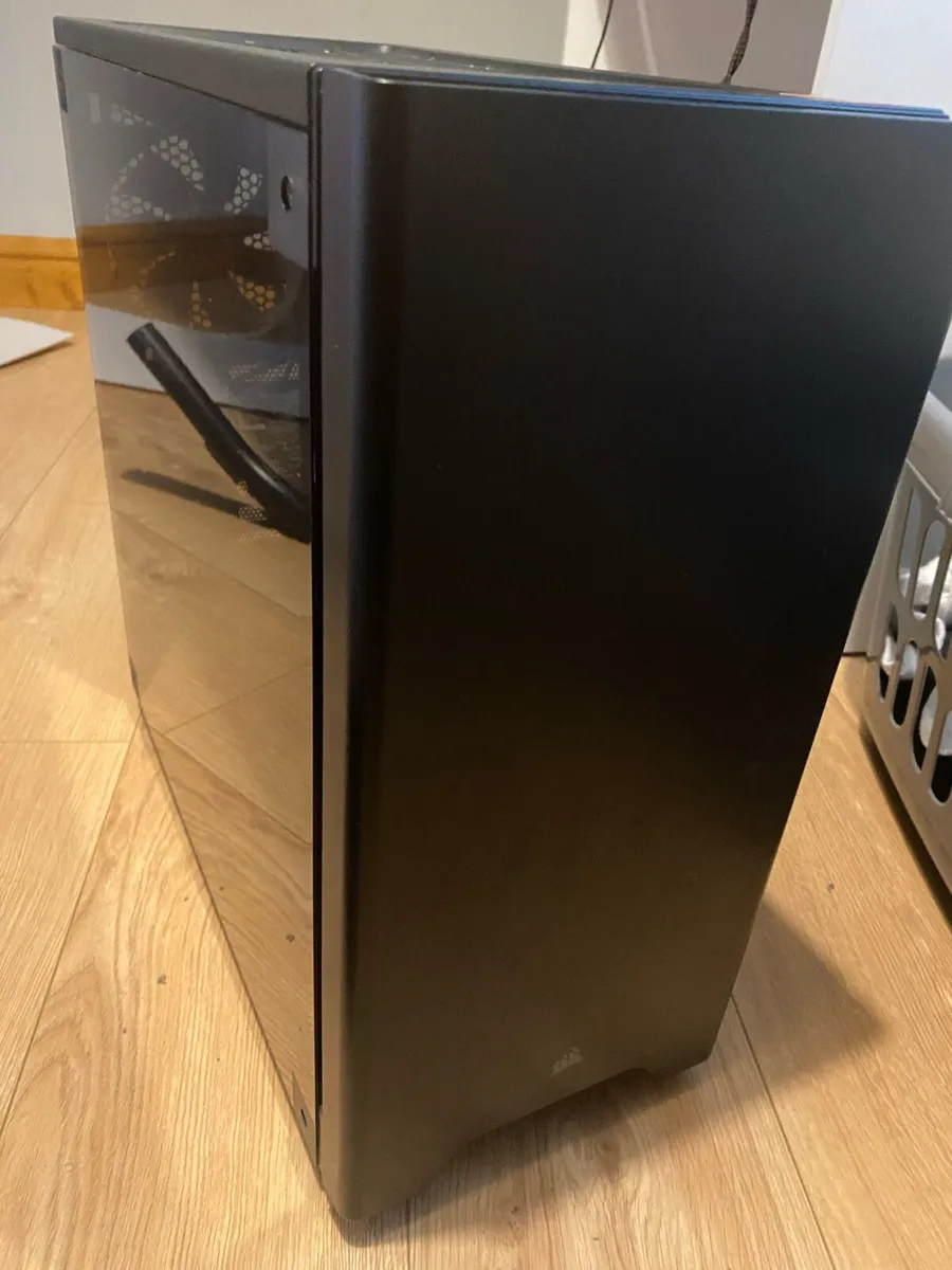 Gaming pc + monitor - Image 1