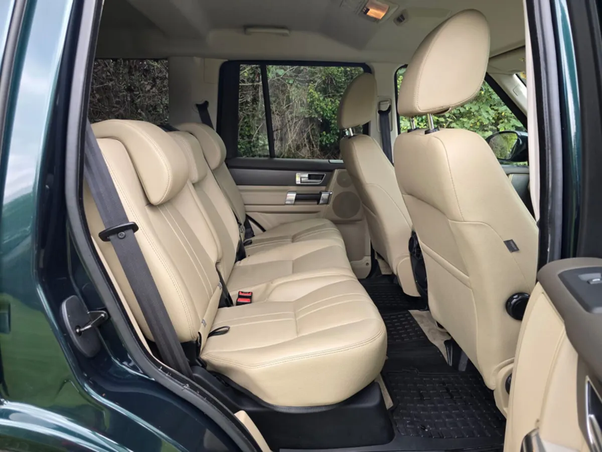 Land Rover Discovery DISCOVERY4 3.0 TDV6 5 S MY16 - Image 1