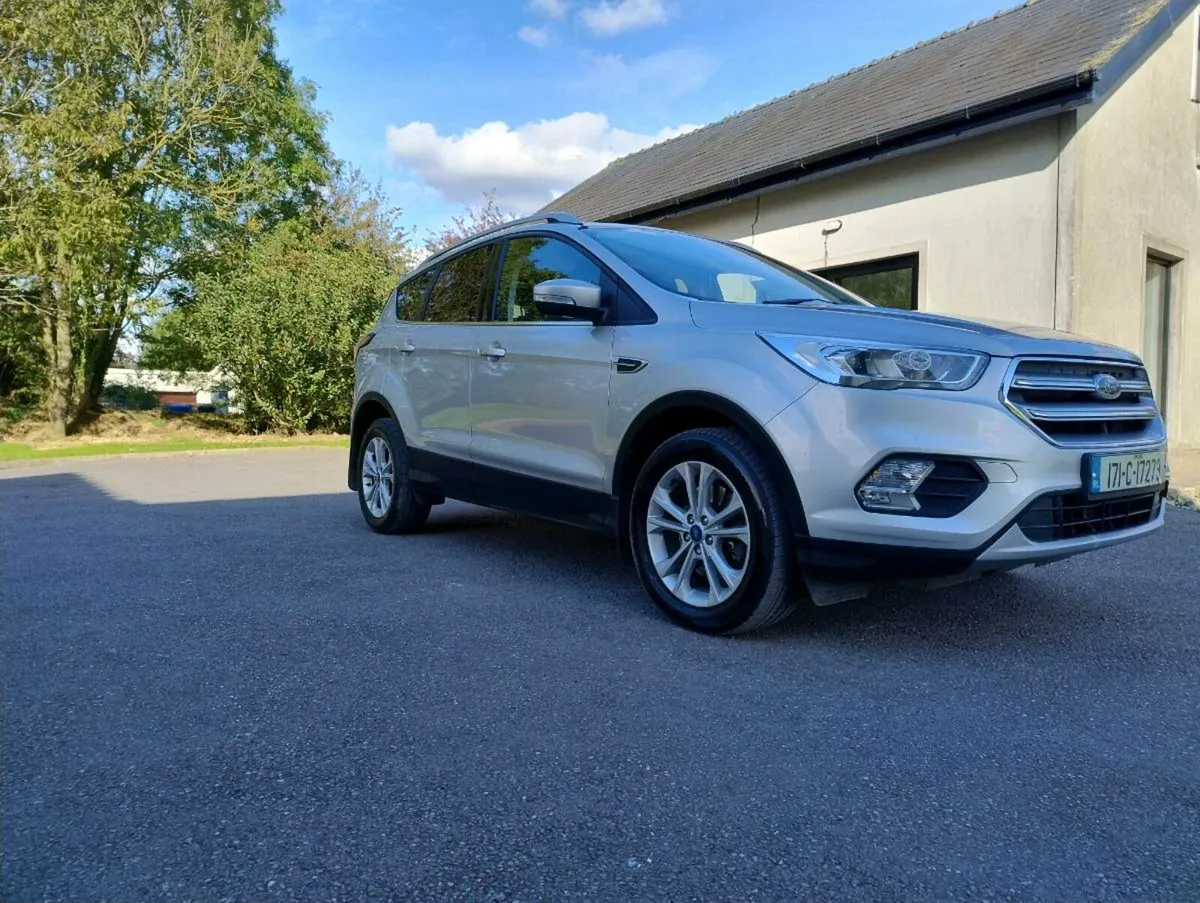 2017 Ford Kuga 2.0 TDCi Titanium LOW MILEAGE - Image 2