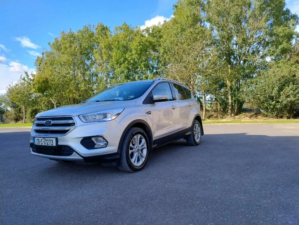 2017 Ford Kuga 2.0 TDCi Titanium LOW MILEAGE - Image 4