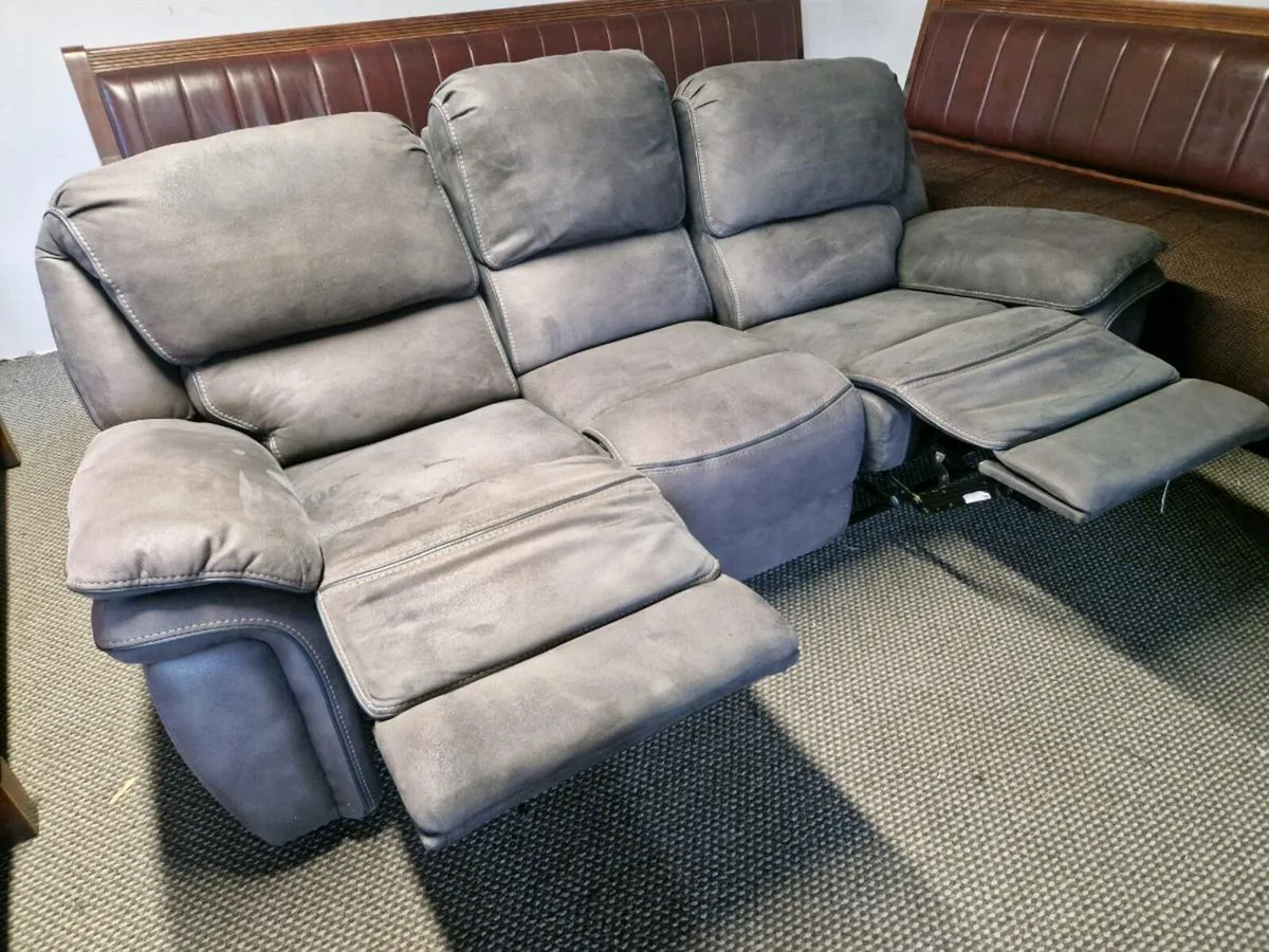 Sofa - Image 4