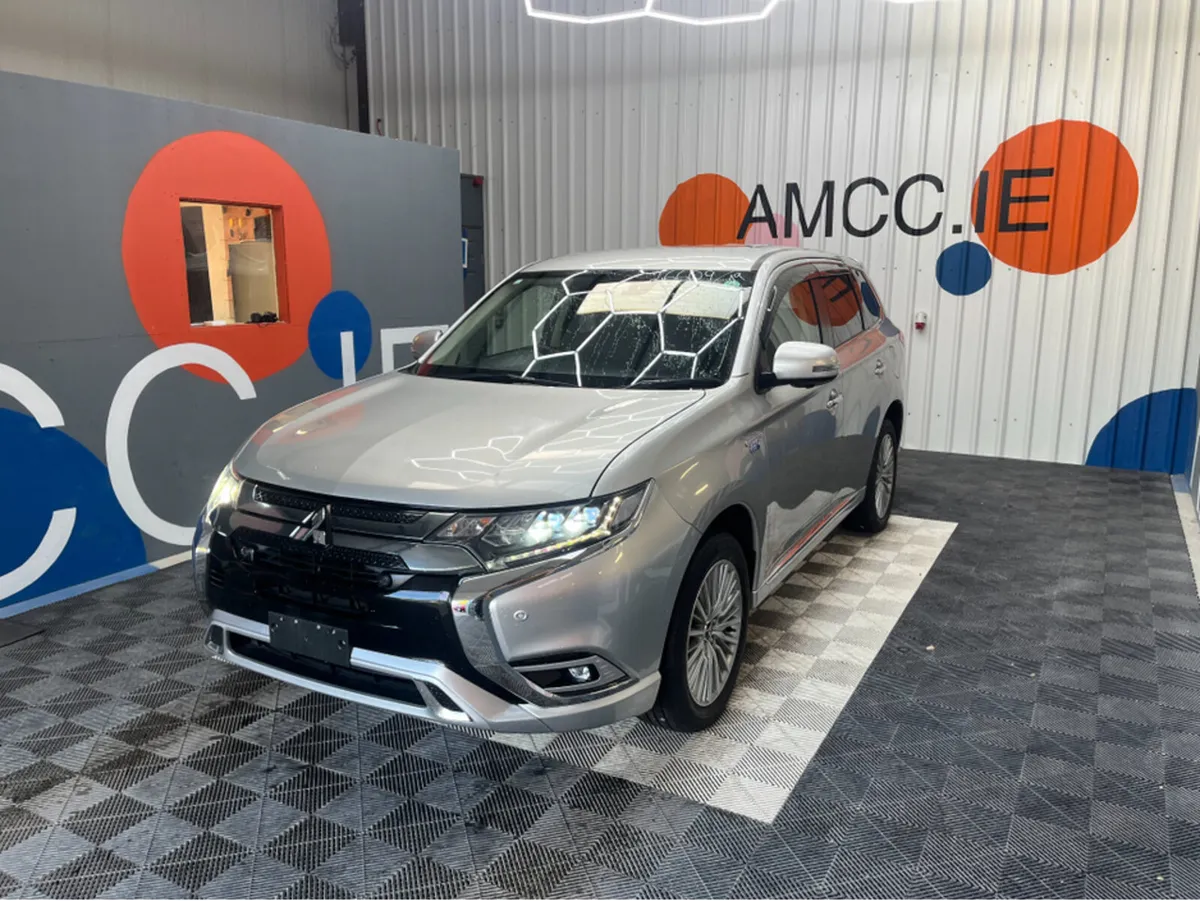 Mitsubishi Outlander €21950! 2019 MITSUBISHI OUTLA - Image 3