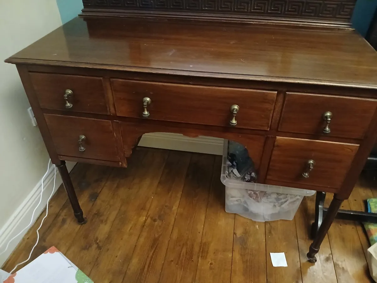 Antique make-up table - Image 3