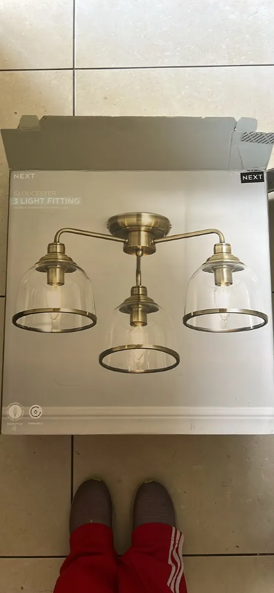 Light fixture - Image 2