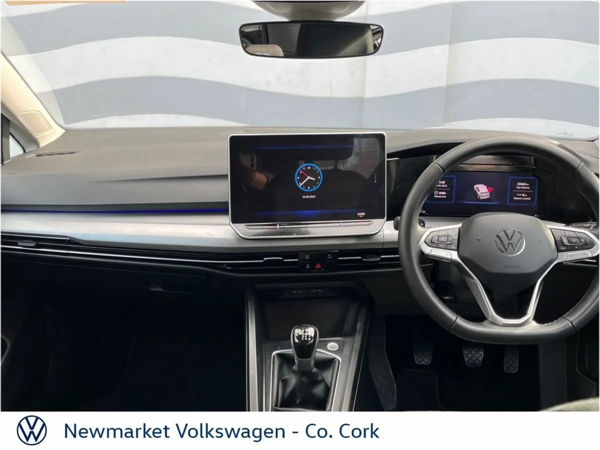 Volkswagen Golf Edition 75 2.0 TDI 116BHP Availab - Image 2