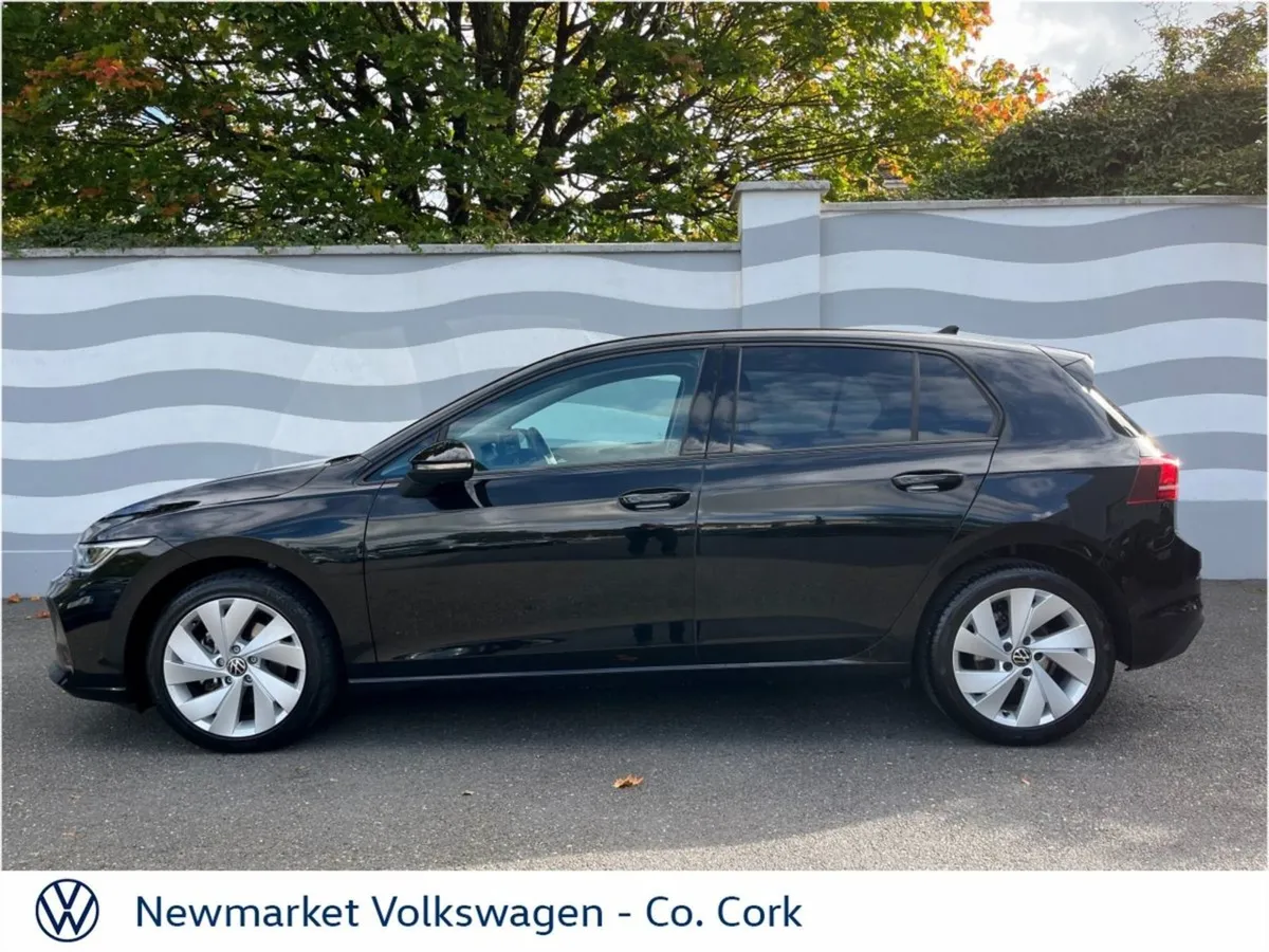 Volkswagen Golf Edition 75 2.0 TDI 116BHP Availab - Image 4