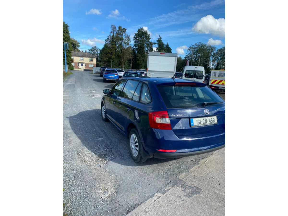 Skoda Rapid SPORTBACK ACTIVE 1.4 TDI 90HP 4DR - Image 2