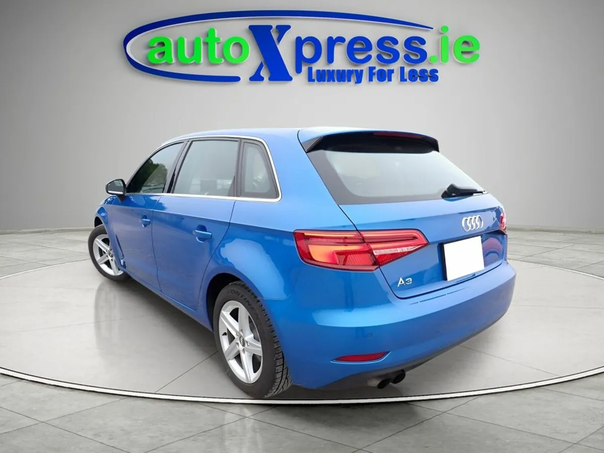 Audi A3 Sportsback 30TFSI Automatic, Reversing cam - Image 3