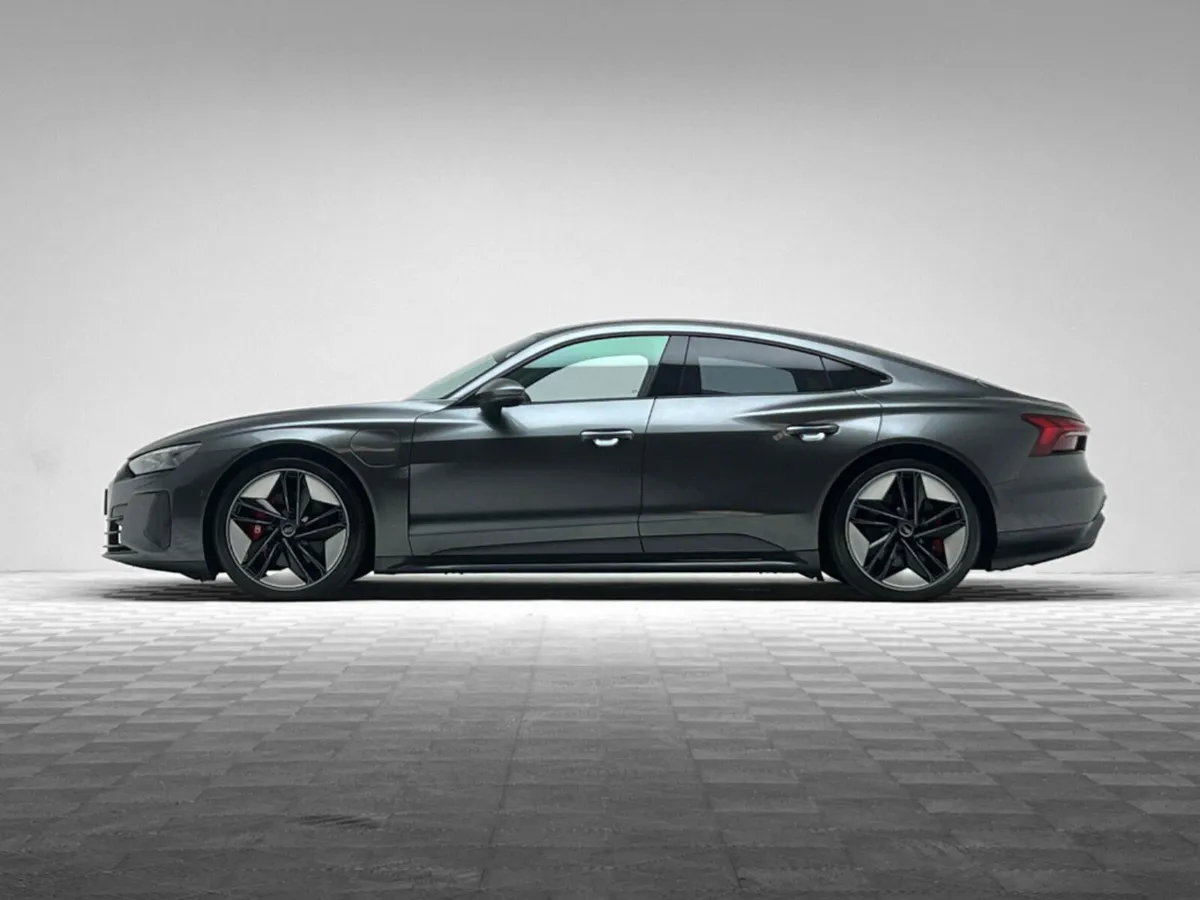 Audi e-tron GT GT VORSPRUNG 530HP QUATTRO - Image 4