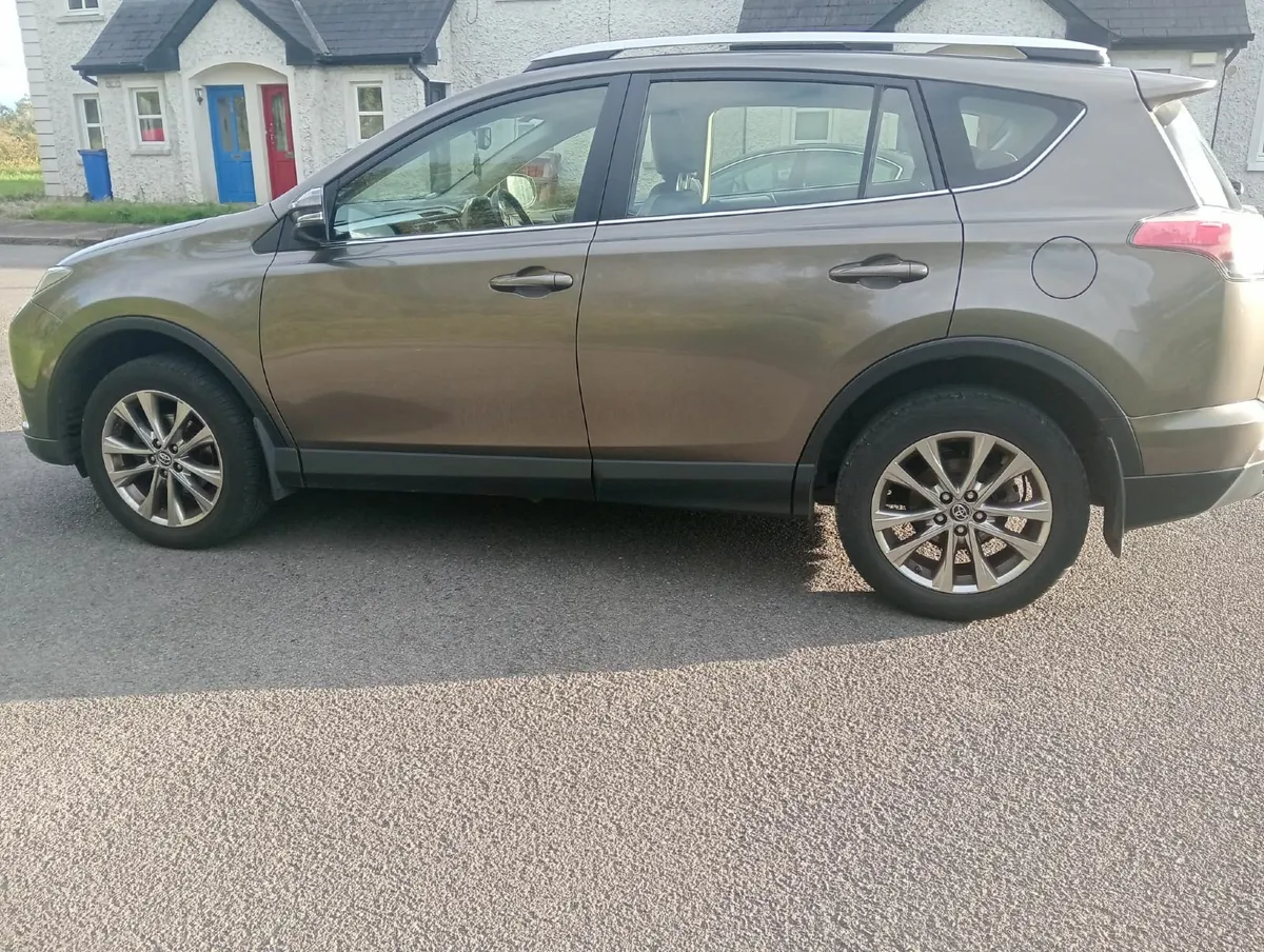 2016 toyota rave 4 jeep nct 05/26  READ ADD - Image 4