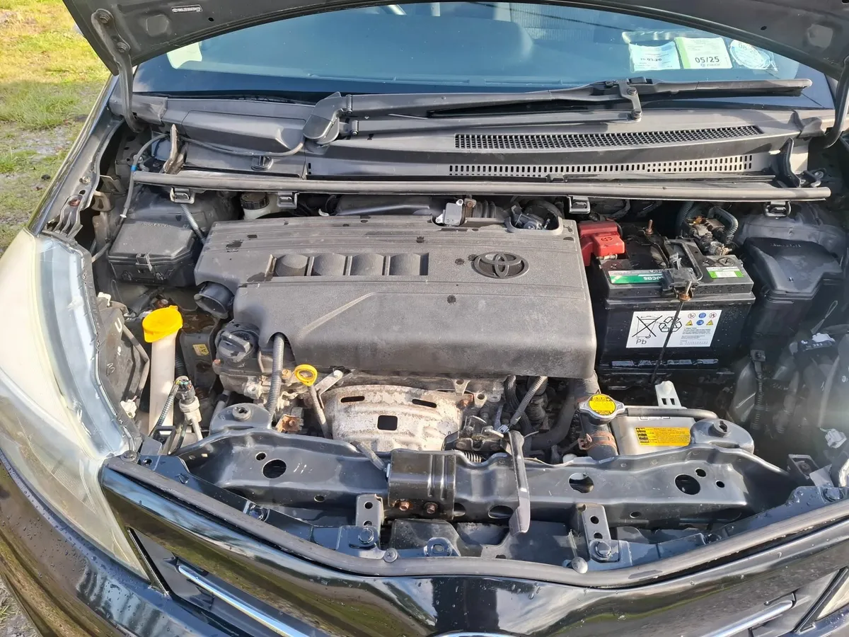 Toyota Yaris 2014 - Image 4