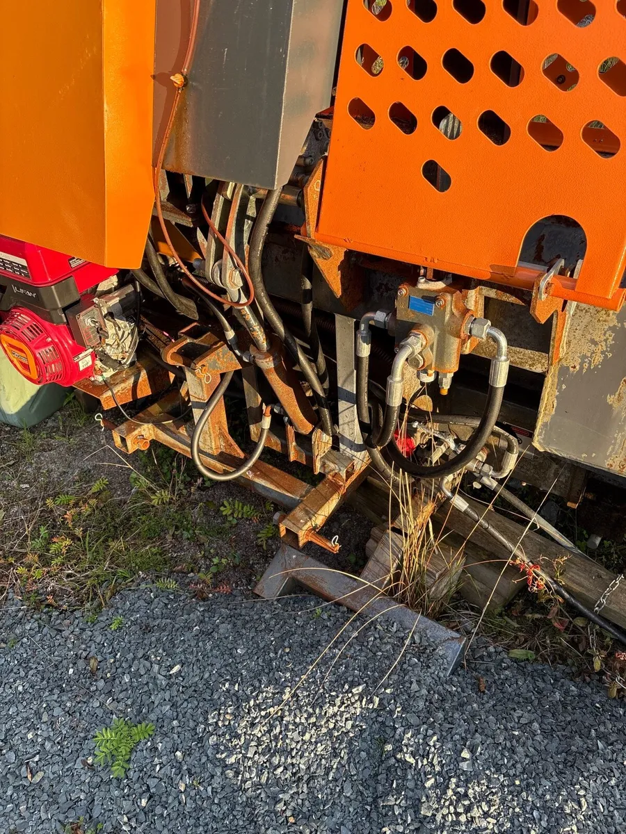 Wood processor/ wood shredder - Image 3
