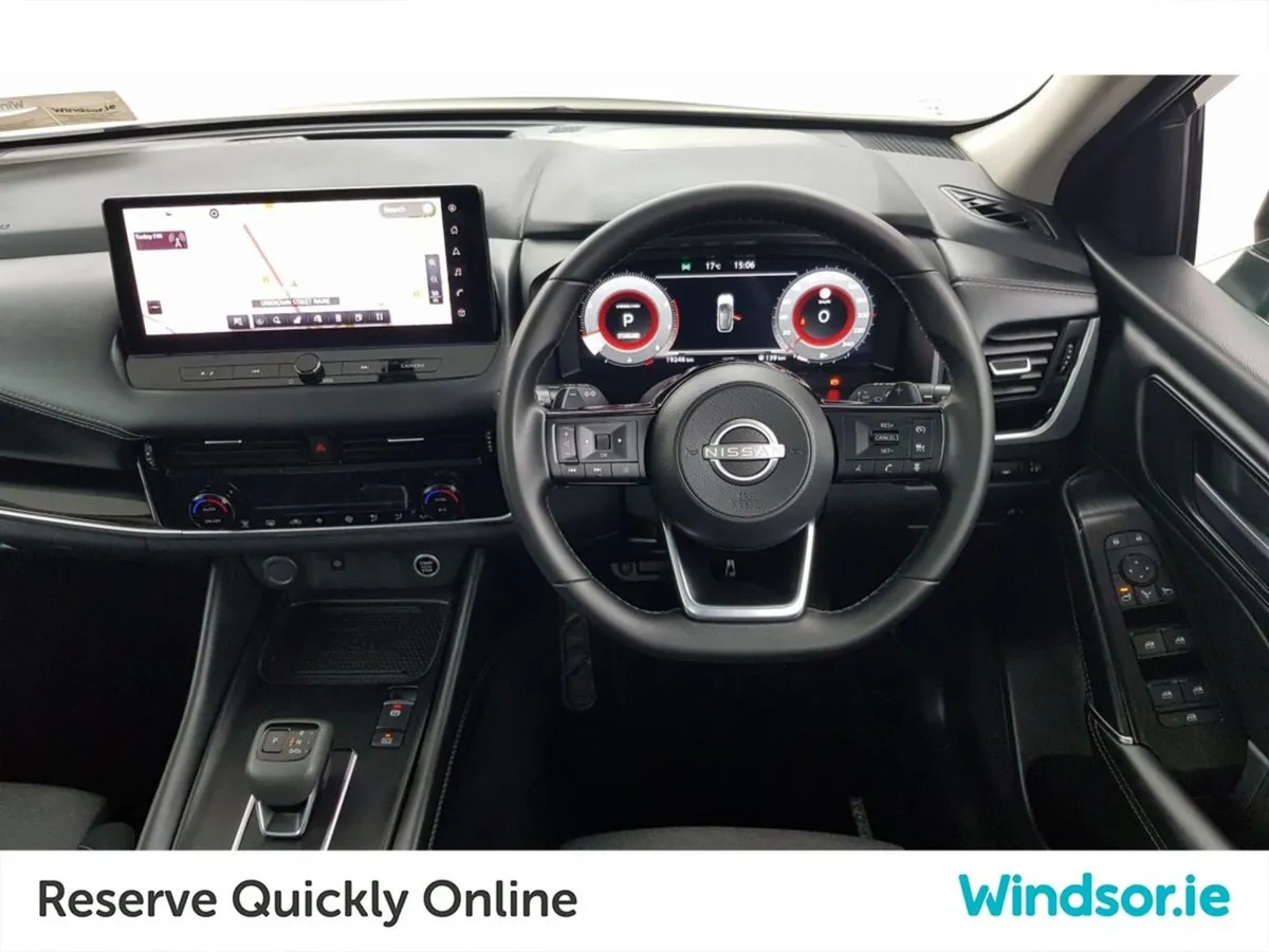 Nissan QASHQAI 1.3 PET Mild Hybrid SV Premium CVT - Image 3