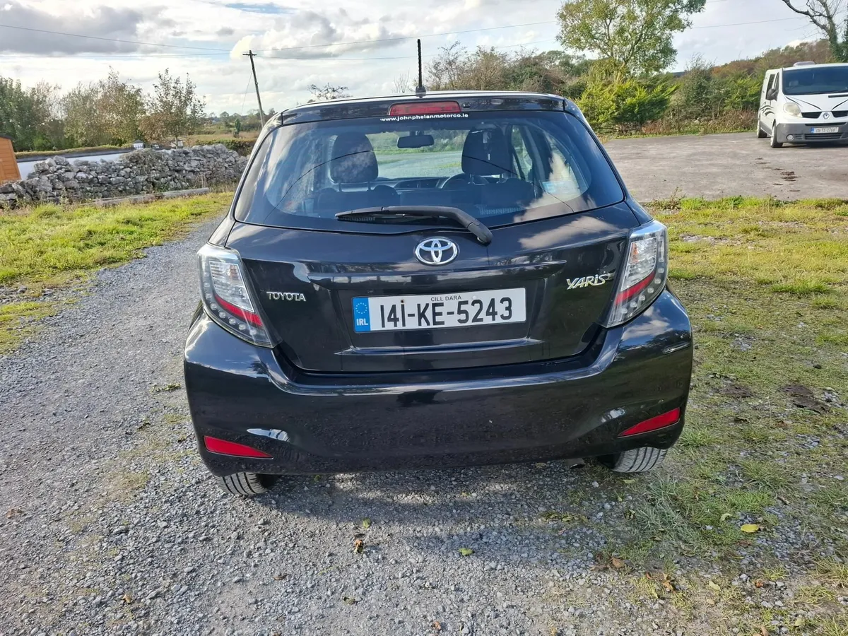 Toyota Yaris 2014 - Image 3