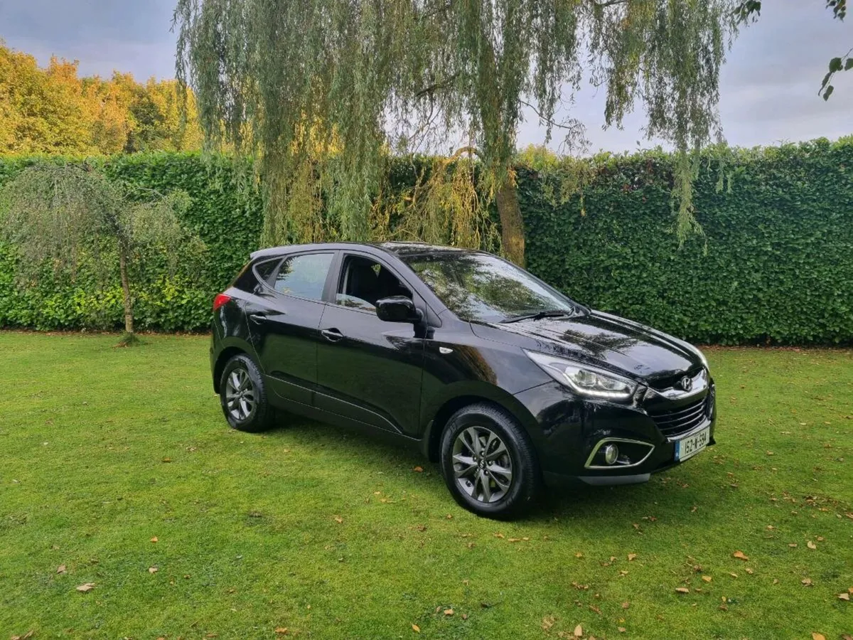 Hyundai ix35 1.7 Crdi 1 Owner - Image 2
