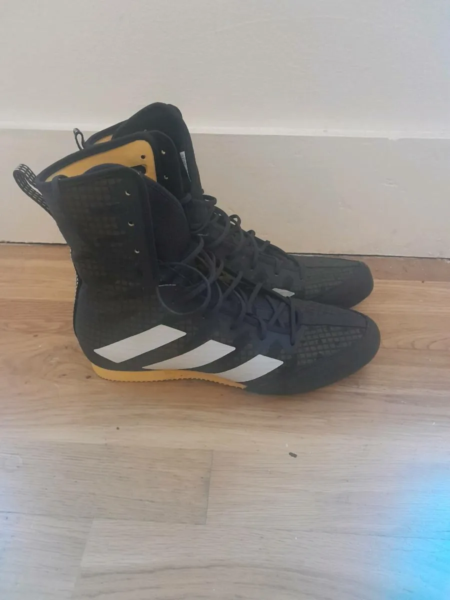 Adidas Boxing boots UK size 6.like new - Image 2