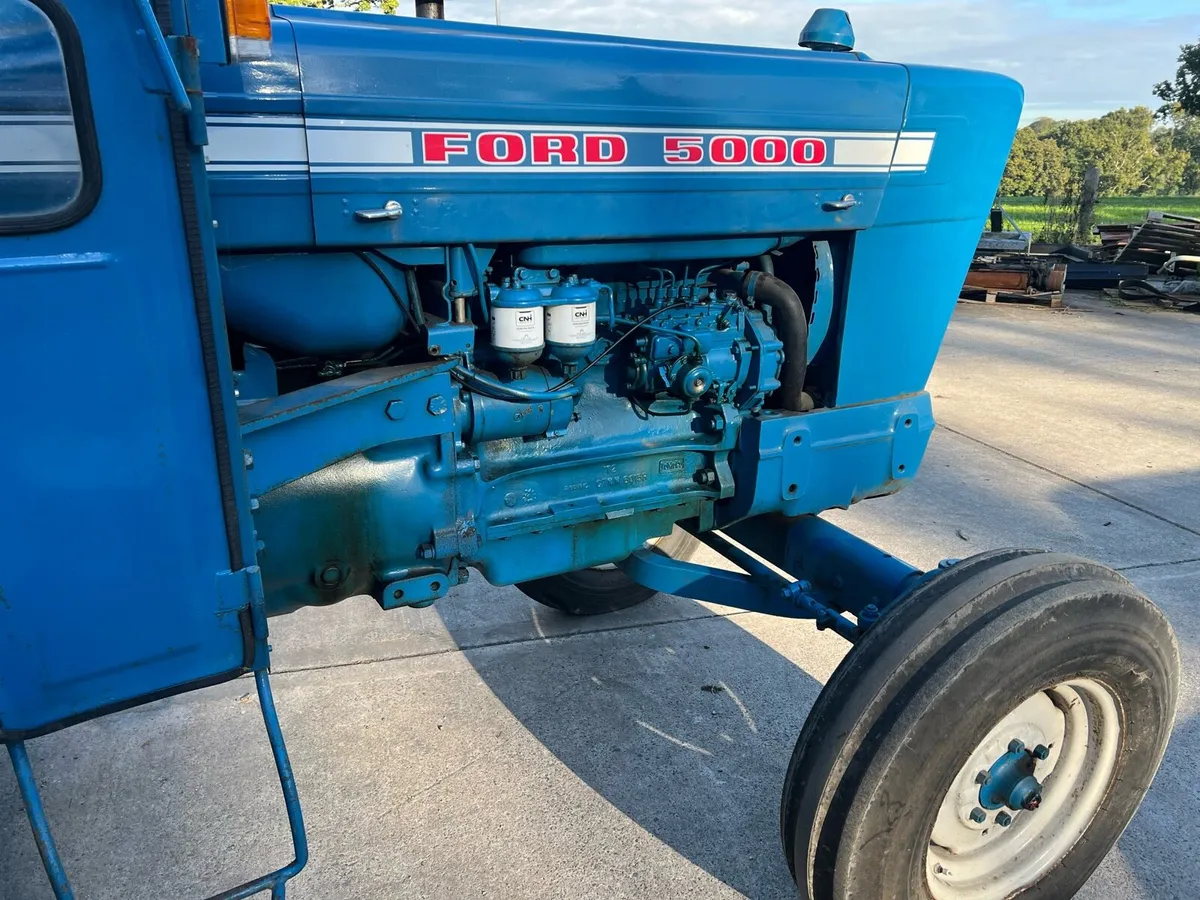 Ford tractor - Image 2