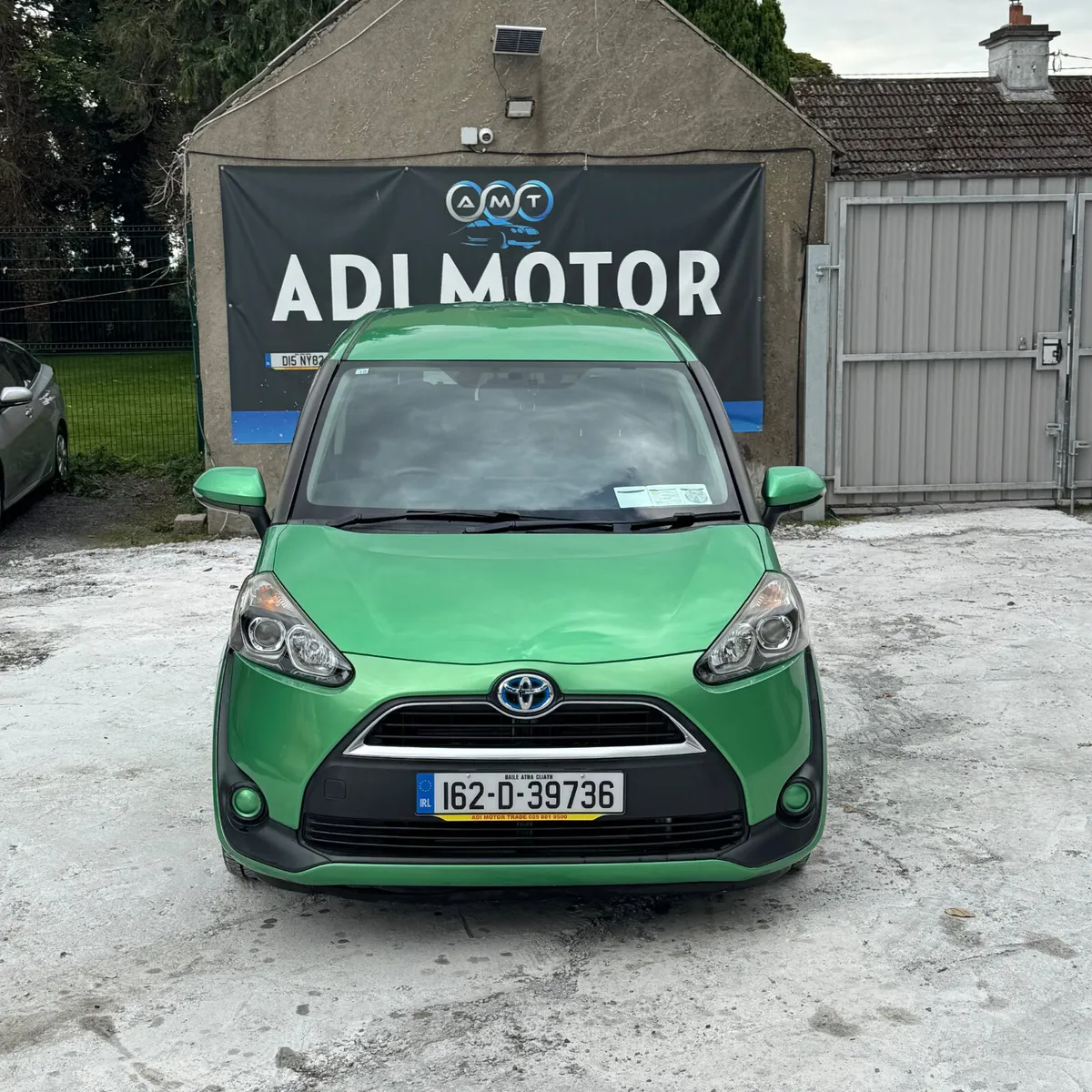 Toyota Sienta 2016 Hybrid 7 Seater - Image 1