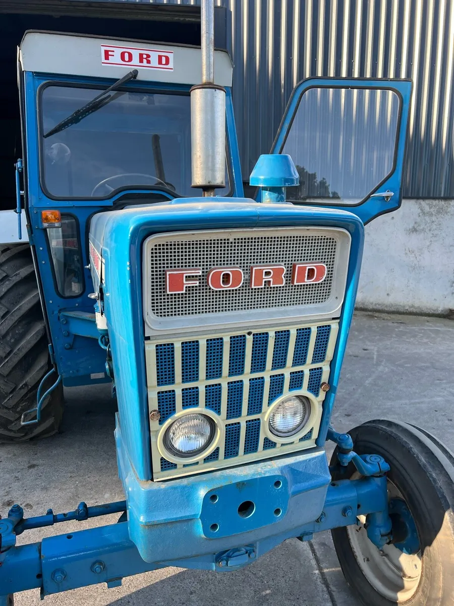 Ford tractor - Image 3