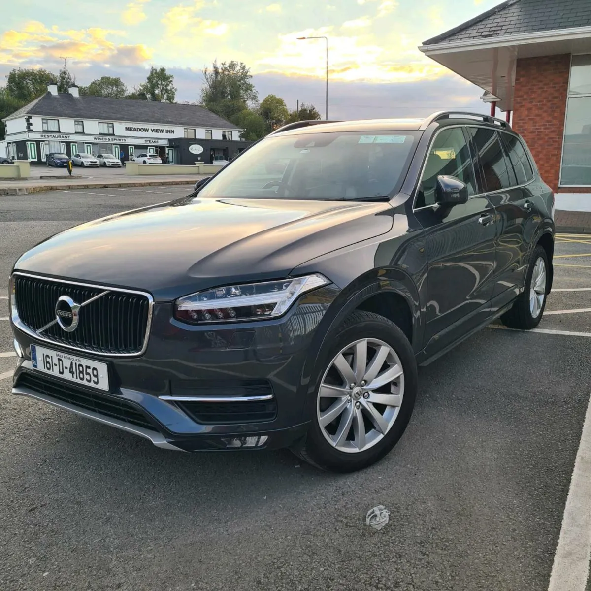 Volvo XC90 2.0 D5 Momentum GT, 7 seater - Image 1