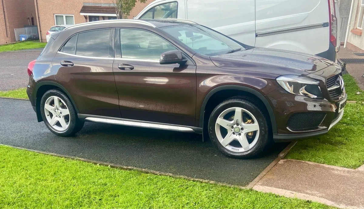 Mercedes Benz GLA - Image 1