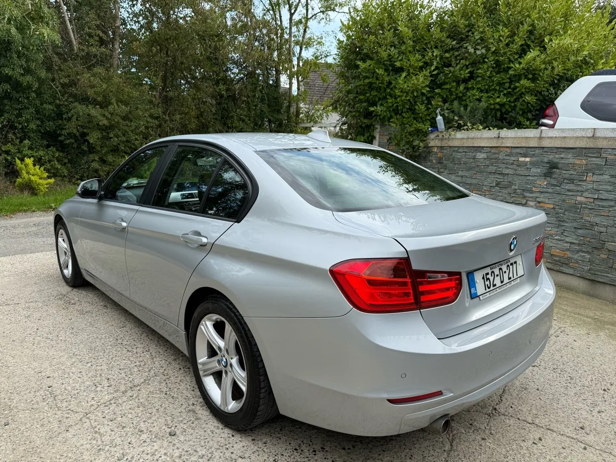 2015 (152) BMW 318d automatic - Image 3