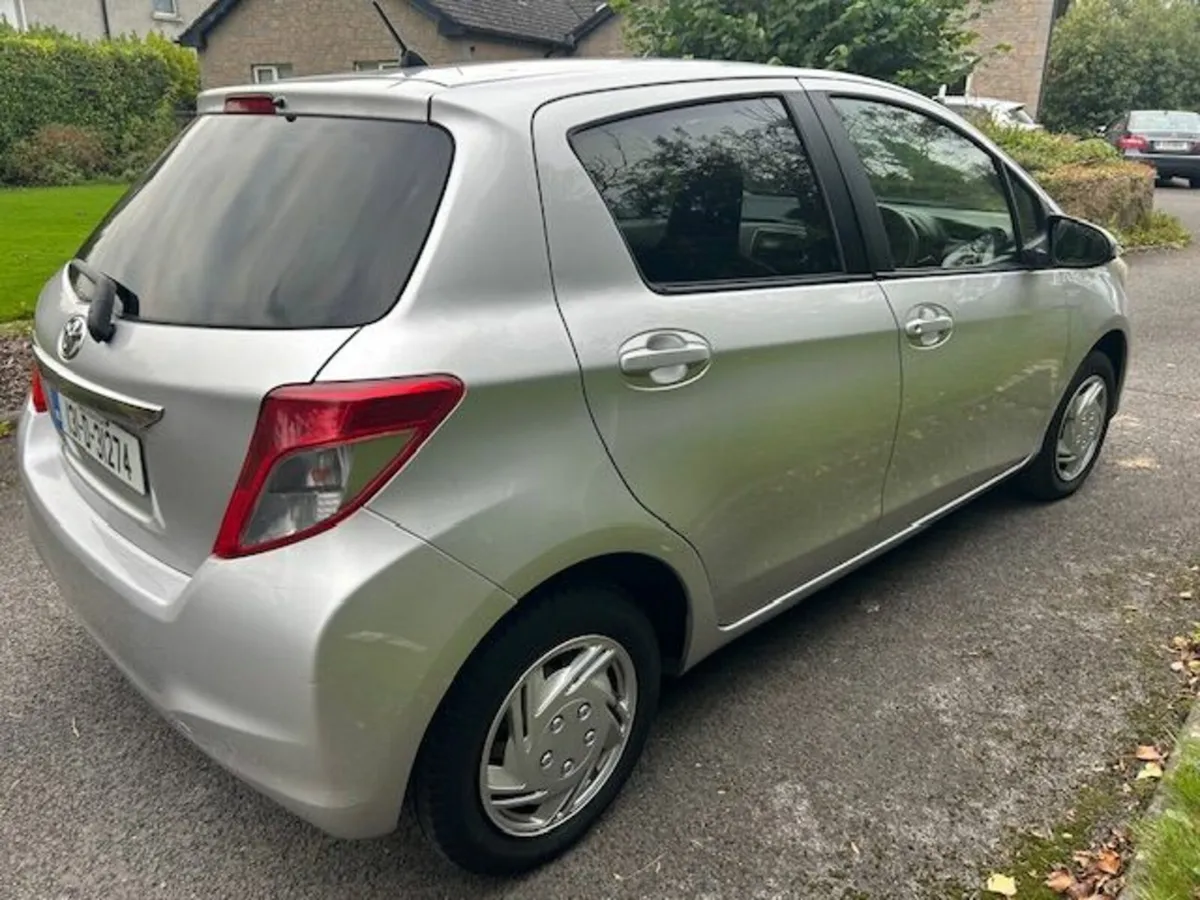 Toyota Vitz 2013 - Image 4