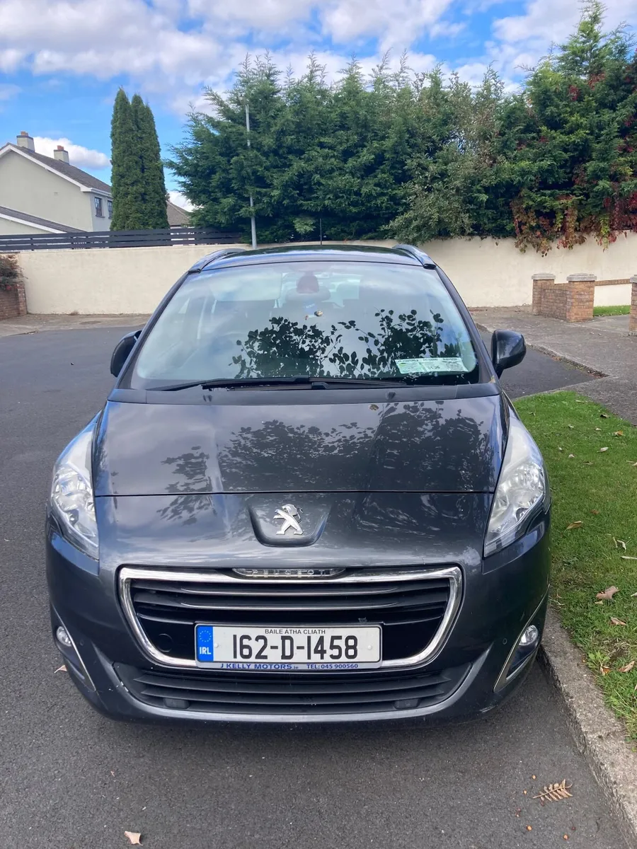 Peugeot 5008 2016 - Image 1