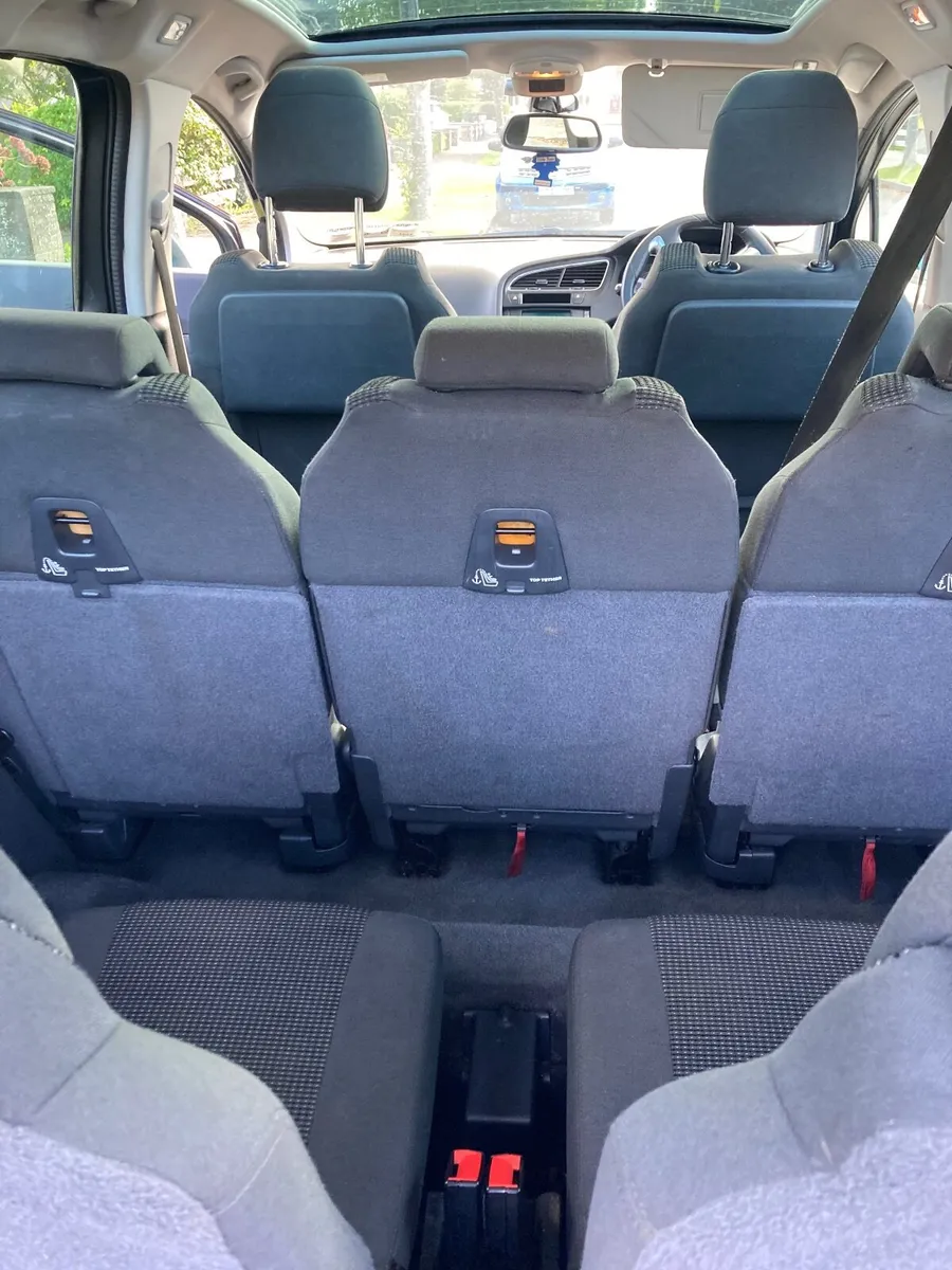 Peugeot 5008 2016 - Image 4