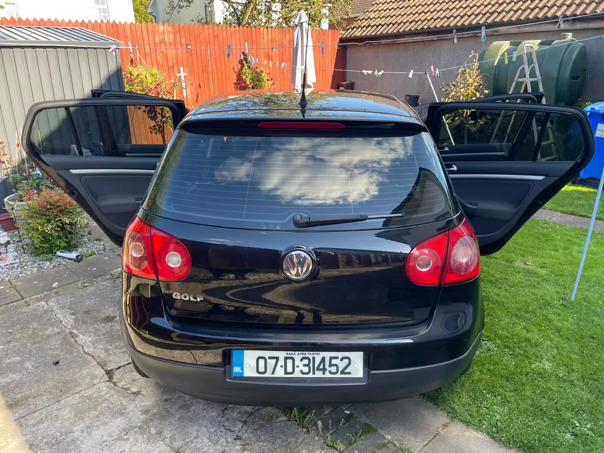 VW Golf MK5 2007 Black - Image 3