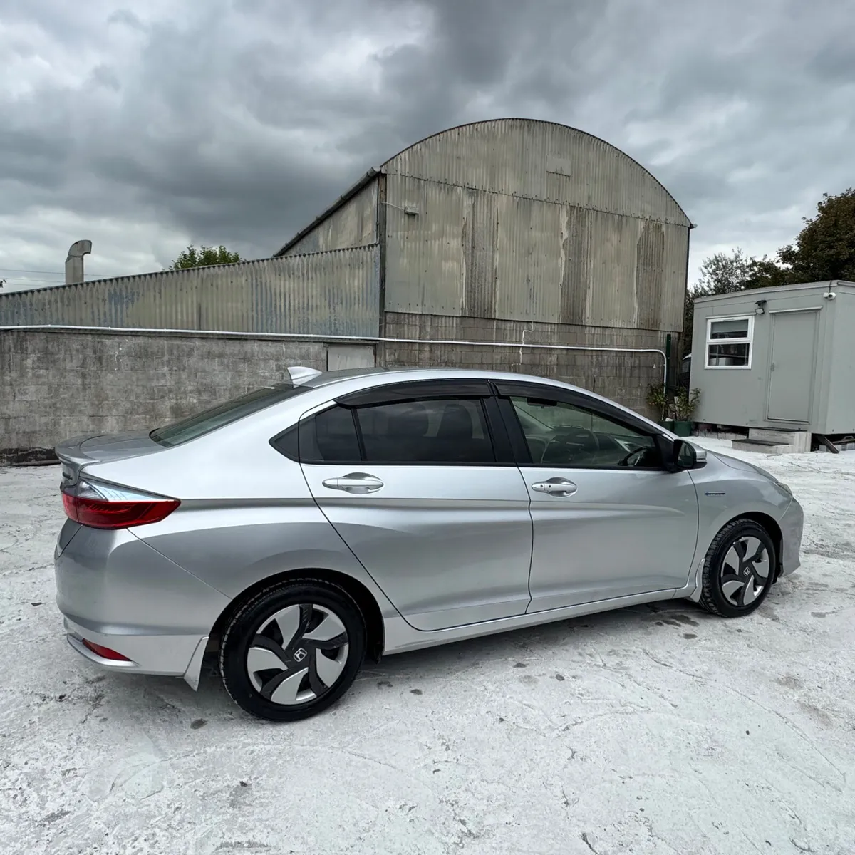 Honda Grace 2015 Disabled Friendly Front Seat - Image 4