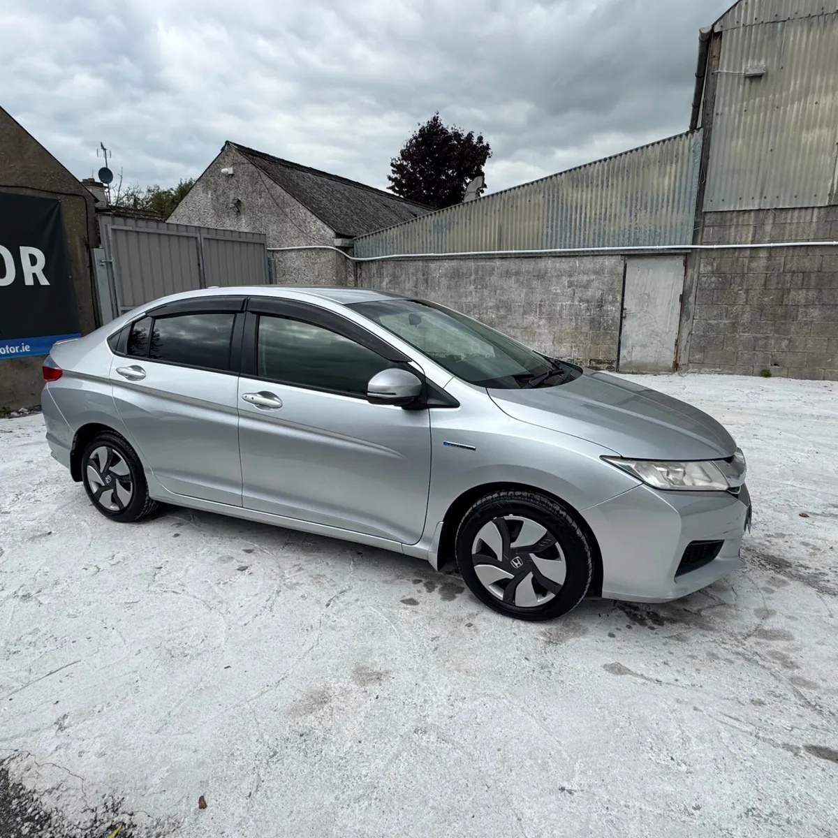 Honda Grace 2015 Disabled Friendly Front Seat - Image 2