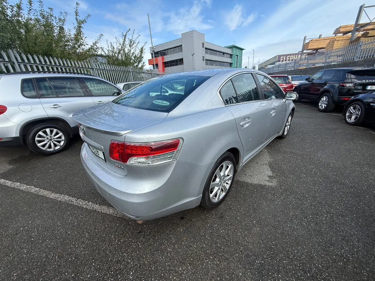 Toyota Avensis Strata 2.0 D-4D - Image 4