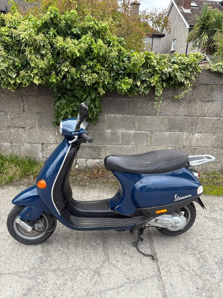 Vespa Piaggio ET2 50cc - Image 2