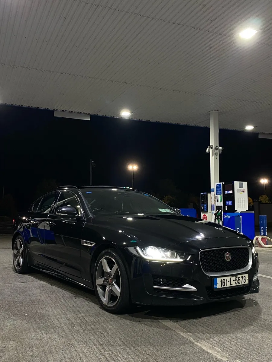 Jaguar XE R-Sport 2016 - Image 3