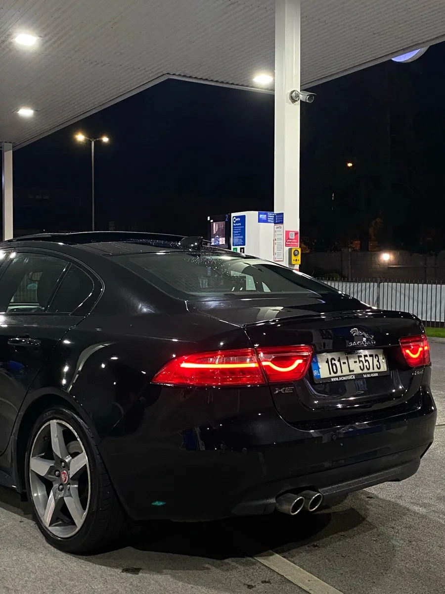 Jaguar XE R-Sport 2016 - Image 4