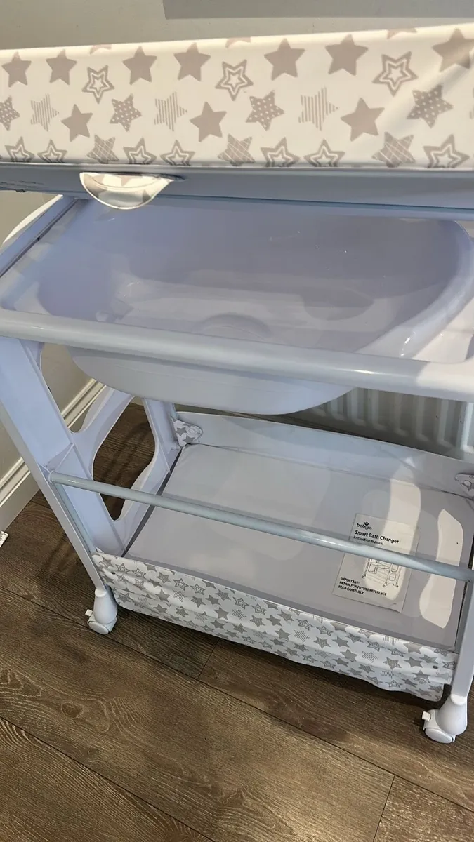 Baby bathing and changing station - Image 2